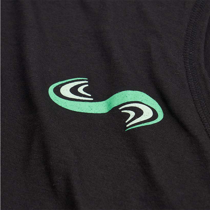 Alala x Crossrope Keyhole Muscle Tee - Image 3